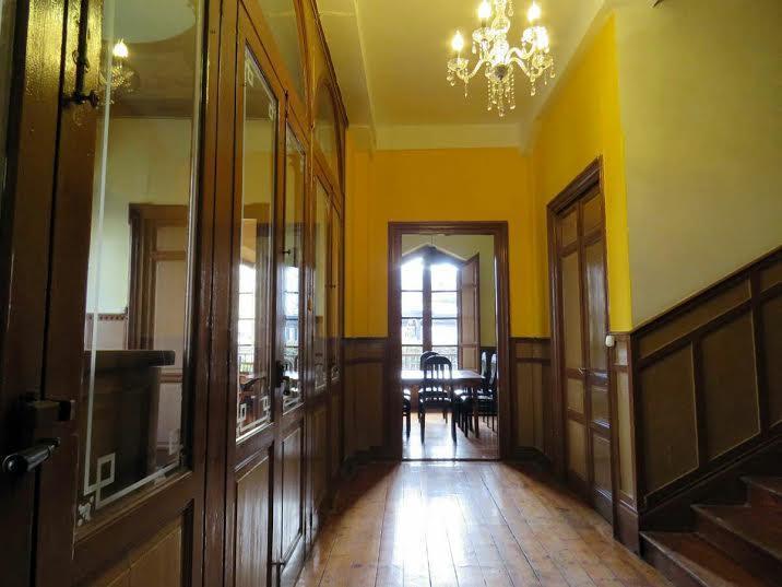 Albergue La Casona Del Peregrino 利亚内斯 外观 照片