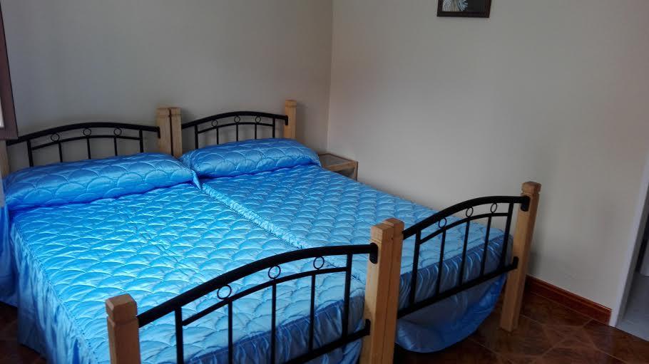 Albergue La Casona Del Peregrino 利亚内斯 外观 照片